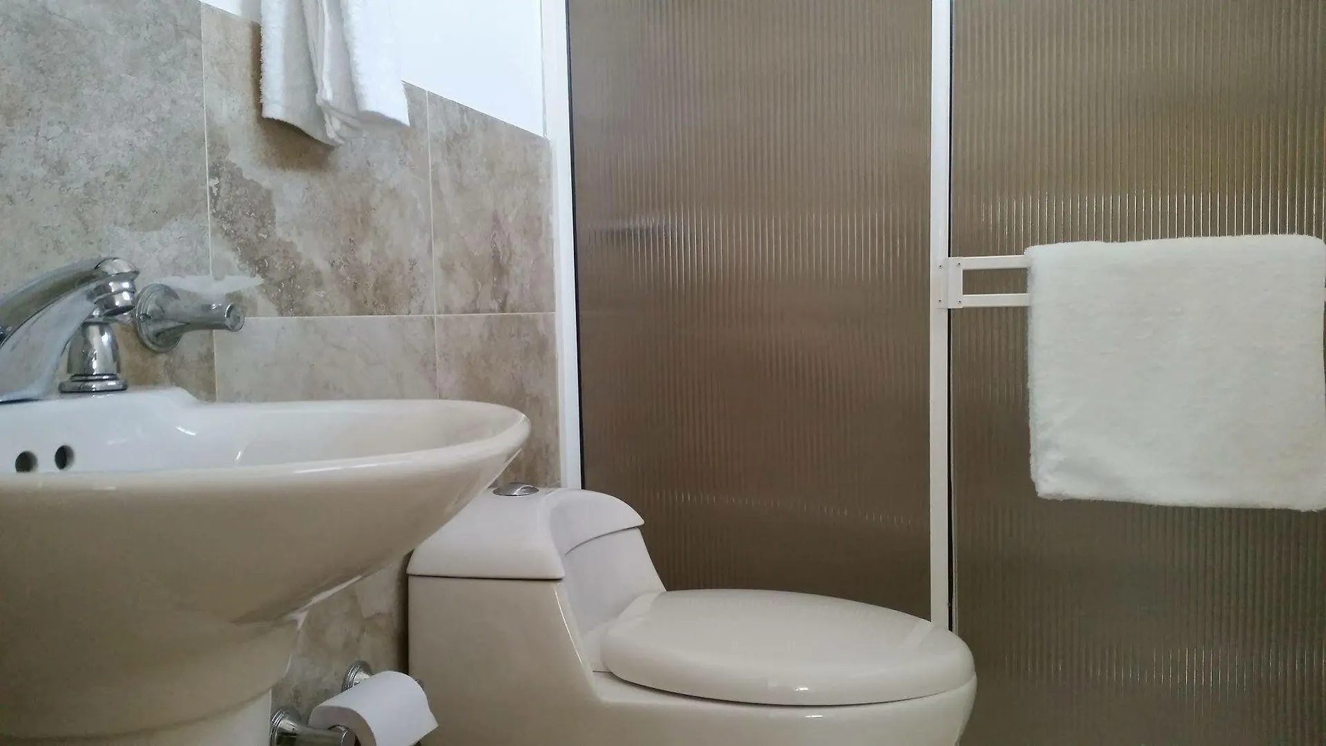 Hostal Marlyn San Andres  Guest house San Andres (San Andres and Providencia Islands)
